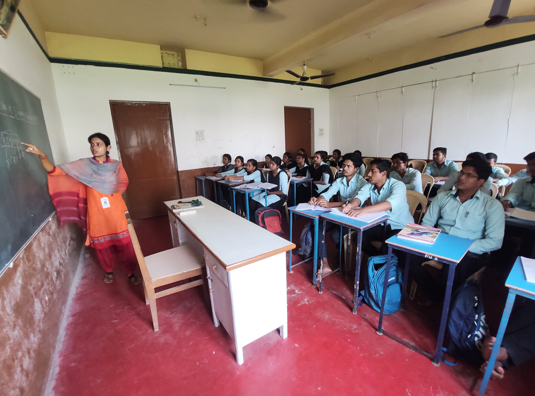 Micro Class College Microsolutions Computer Acdemy (Degree) College